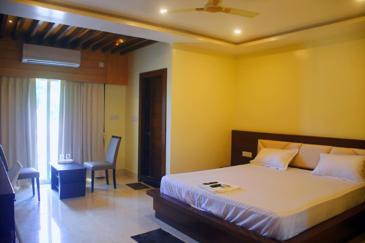 Prince Palace Jhargram Екстериор снимка