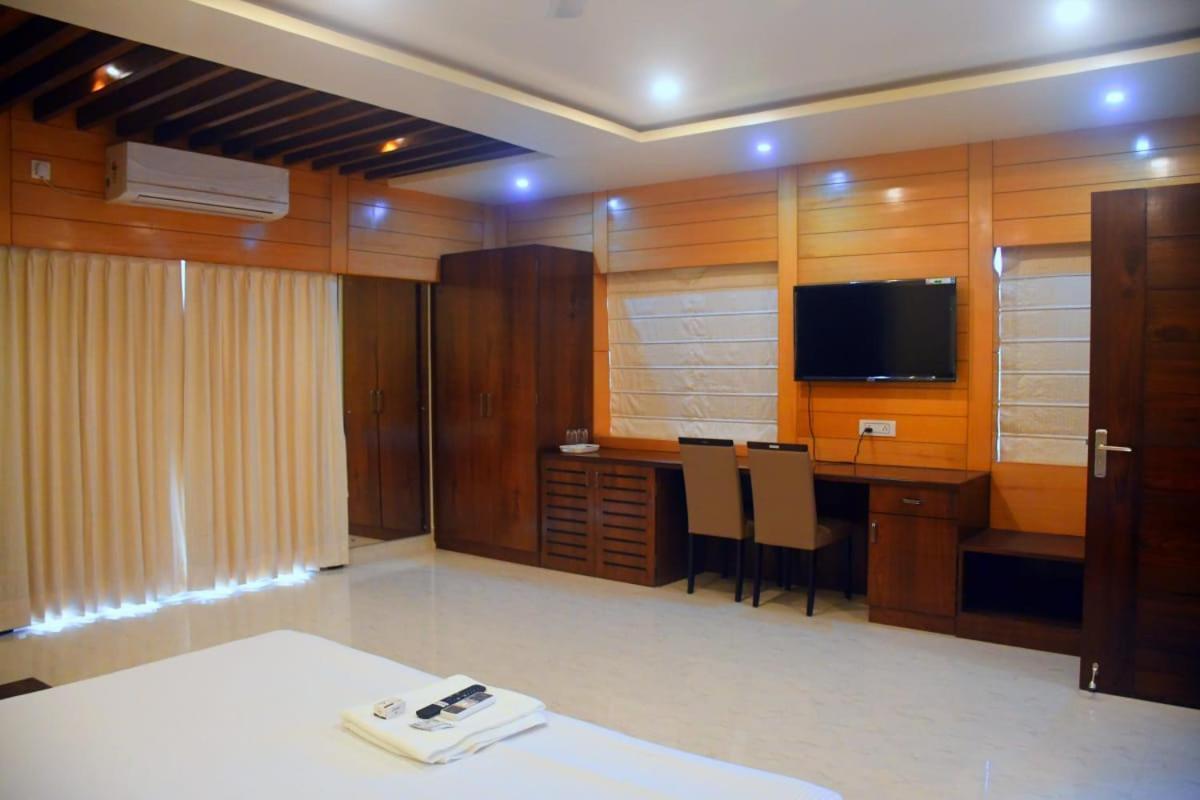Prince Palace Jhargram Екстериор снимка