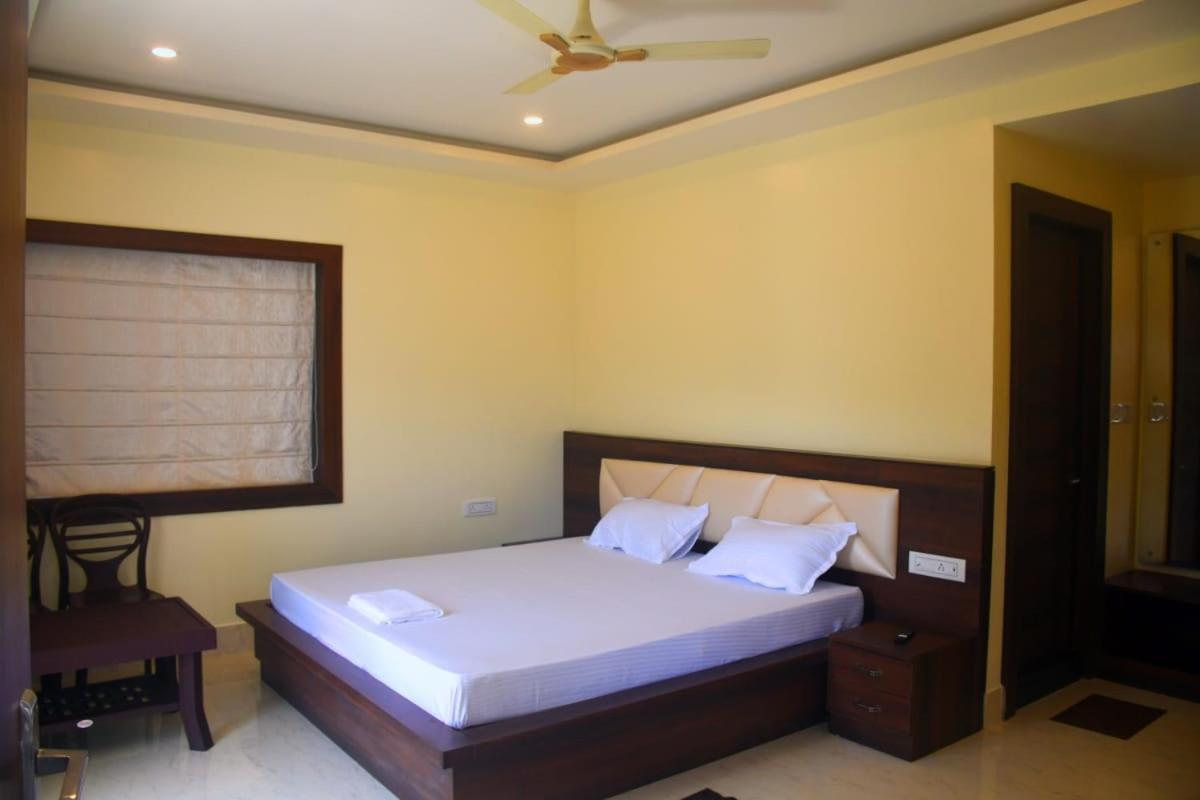 Prince Palace Jhargram Екстериор снимка